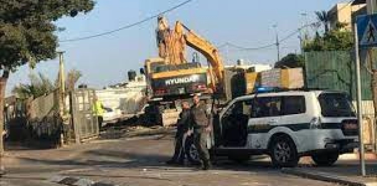The occupation demolishes a kindergarten in Beit Safafa in Jerusalem
