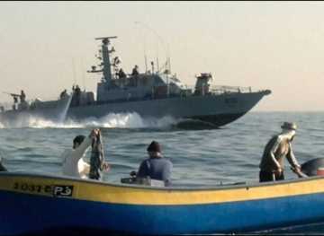 Israeli navy detains two fishermen off Gaza
