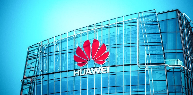Despite the crisis .. The founder of &quot;Huawei&quot; vows to &quot;control the world&quot;