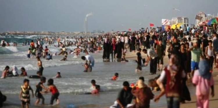 Almost 1.9 million people live in Gaza, two thirds refugees â€“ statistics bureau