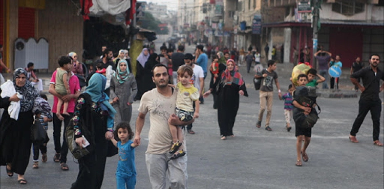 Red Cross: 50 thousand citizens were displaced to UNRWA schools or their relatives&acute; homes